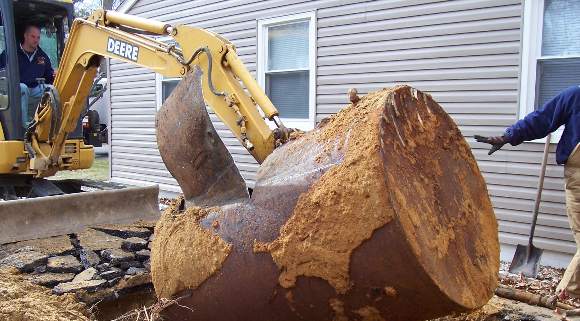 Oil tank replacement on Long Island, old tank removed and new tank installed